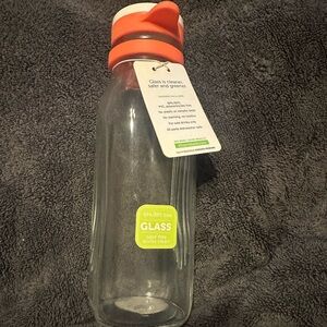 NWT Ello glass water bottle